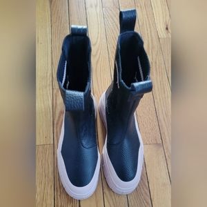 PUMA Mayze Stack Casual Women's Chelsea Boot, Size 7, Puma Black-Rose Quartz -